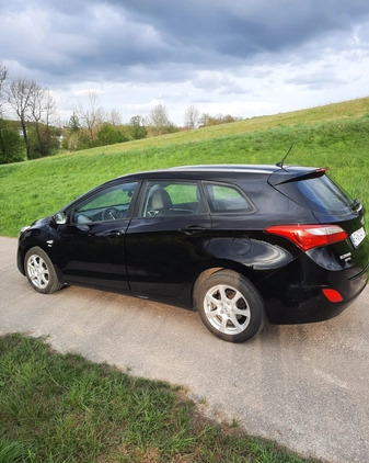 Hyundai I30 cena 39999 przebieg: 211000, rok produkcji 2016 z Pyrzyce małe 67